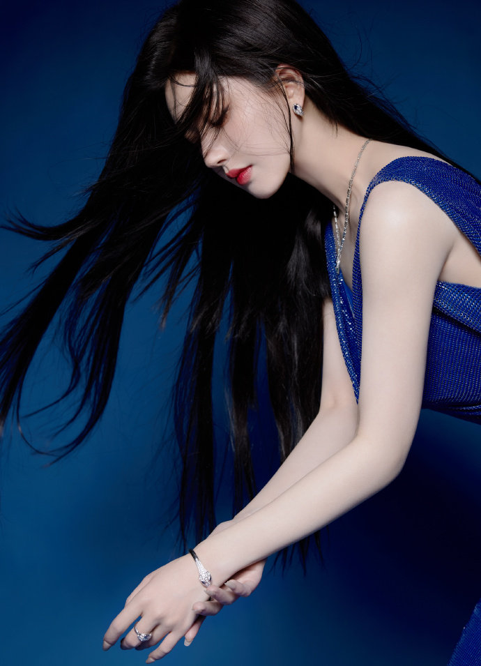 美女网黄APP不朽情缘手机版(图1)